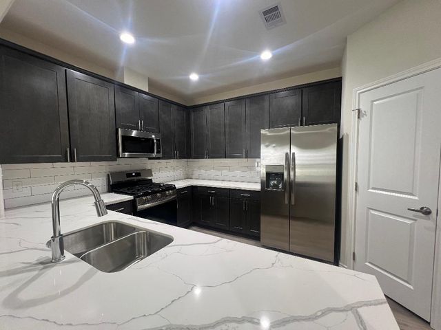 851 A Arbor Pines Ct, Conroe, TX 77303