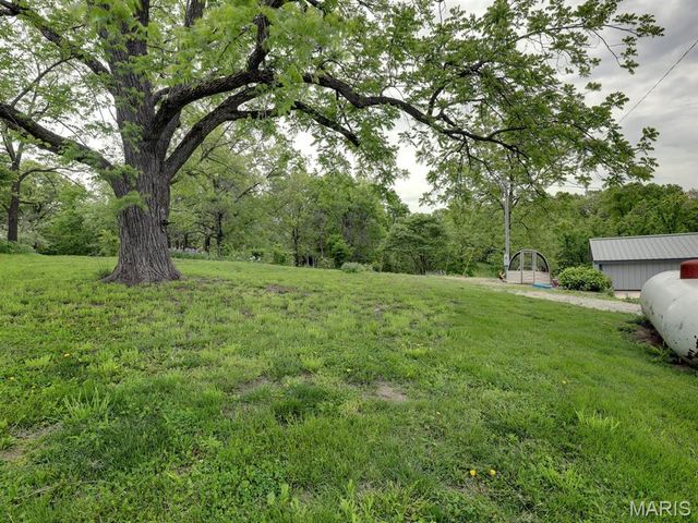 12746 Thornberry Road, New London, MO 63459