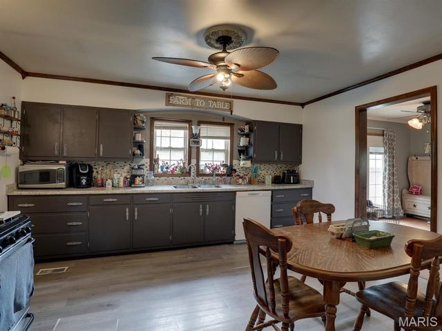 12746 Thornberry Road, New London, MO 63459