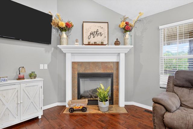608 S Cully Avenue, Republic, MO 65738
