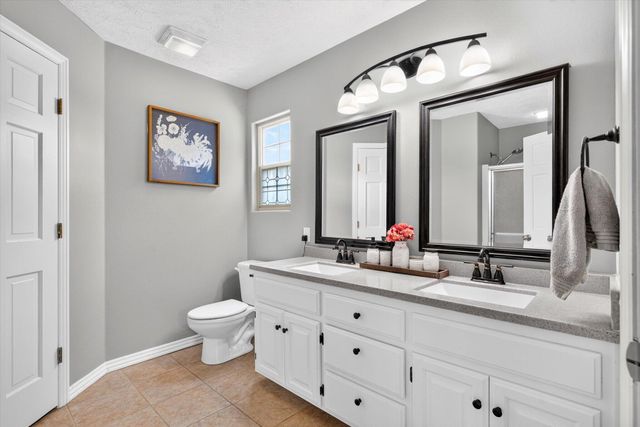 608 S Cully Avenue, Republic, MO 65738