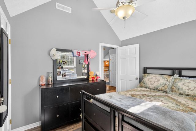 608 S Cully Avenue, Republic, MO 65738