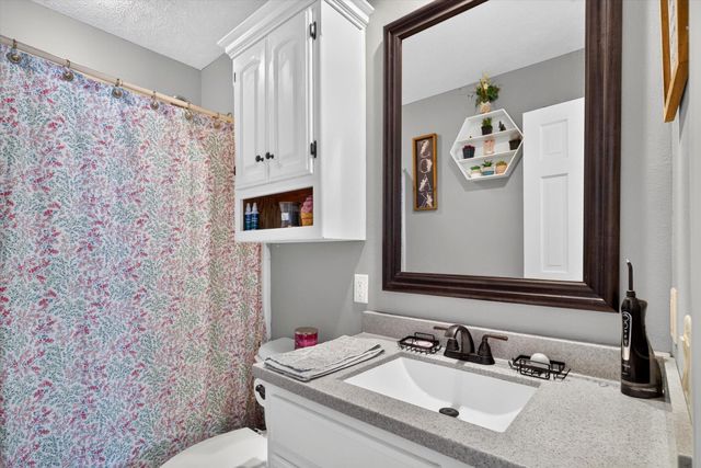 608 S Cully Avenue, Republic, MO 65738