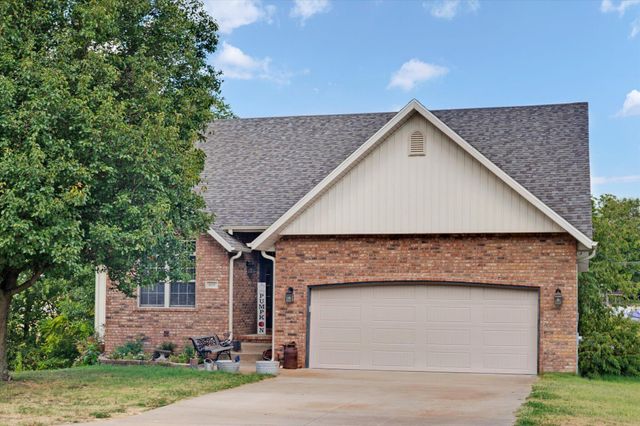 608 S Cully Avenue, Republic, MO 65738