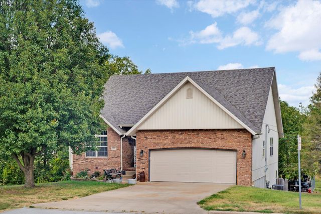 608 S Cully Avenue, Republic, MO 65738