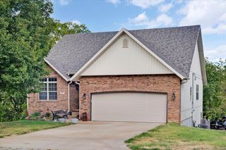 608 S Cully Avenue, Republic, MO 65738