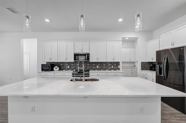 12929 WESTSIDE VILLAGE LOOP, Windermere, FL 34786