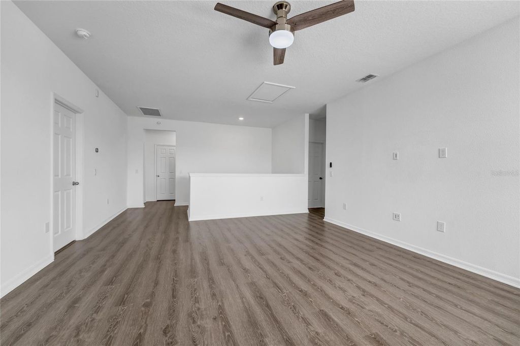 Image 27 of property listing at 12929 WESTSIDE VILLAGE LOOP, Windermere, FL 34786