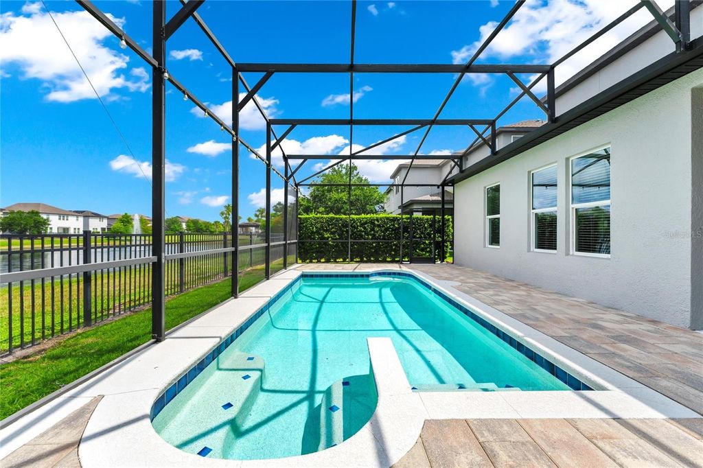 Image 49 of property listing at 12929 WESTSIDE VILLAGE LOOP, Windermere, FL 34786