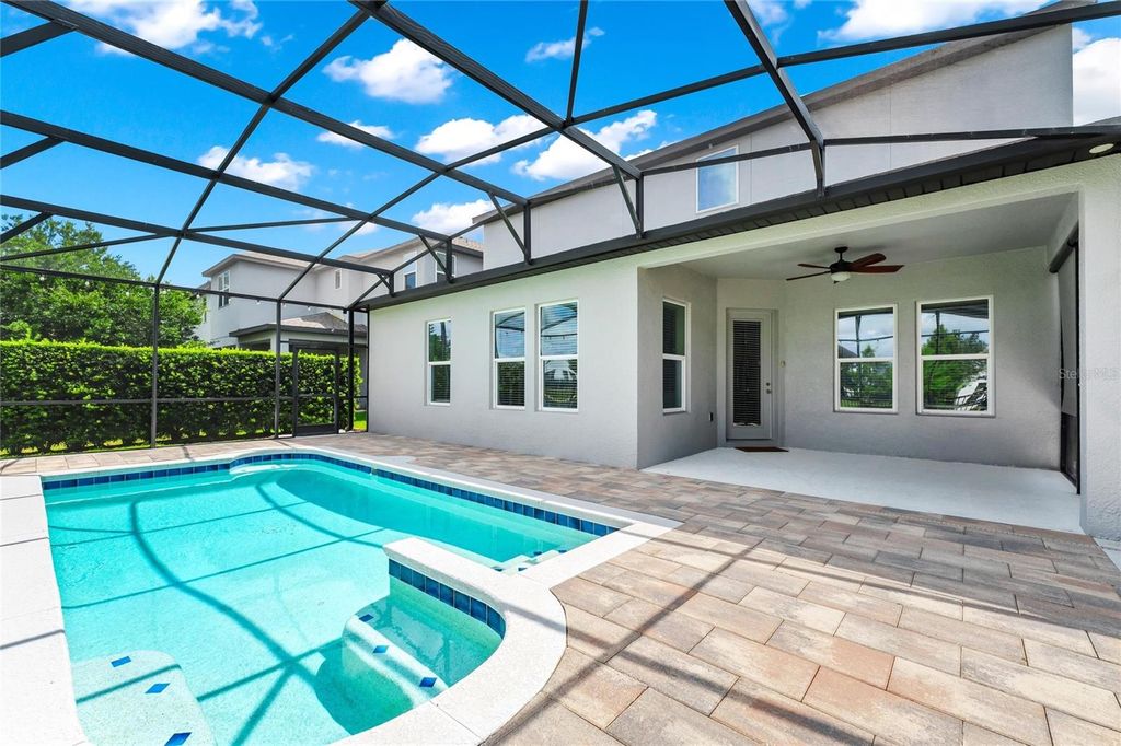 Image 50 of property listing at 12929 WESTSIDE VILLAGE LOOP, Windermere, FL 34786