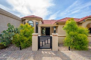 1365 N LAKESHORE Drive, Chandler, AZ 85226