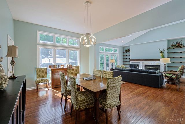 10375 Carriage Trail, Cincinnati, OH 45242