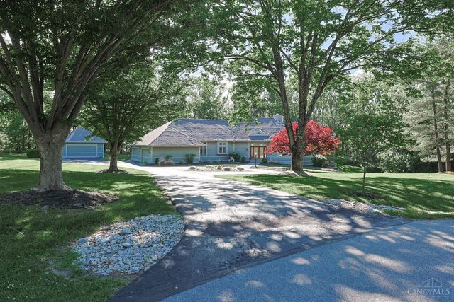 10375 Carriage Trail, Cincinnati, OH 45242