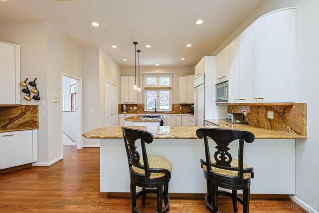10375 Carriage Trail, Cincinnati, OH 45242