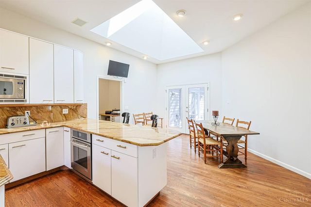 10375 Carriage Trail, Cincinnati, OH 45242