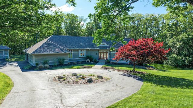 10375 Carriage Trail, Cincinnati, OH 45242