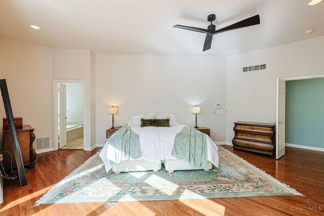 10375 Carriage Trail, Cincinnati, OH 45242