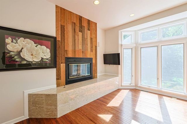 10375 Carriage Trail, Cincinnati, OH 45242