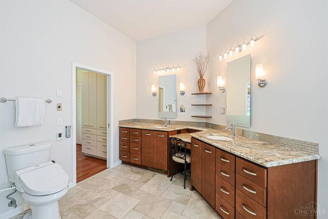 10375 Carriage Trail, Cincinnati, OH 45242