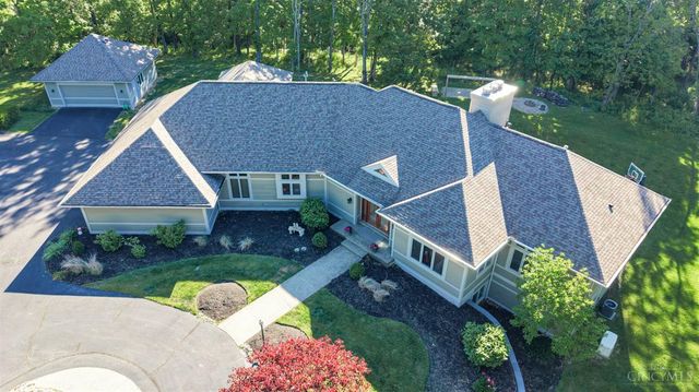 10375 Carriage Trail, Cincinnati, OH 45242