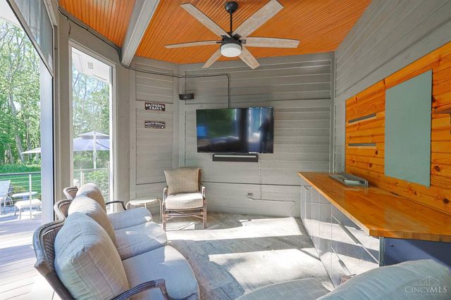 10375 Carriage Trail, Cincinnati, OH 45242