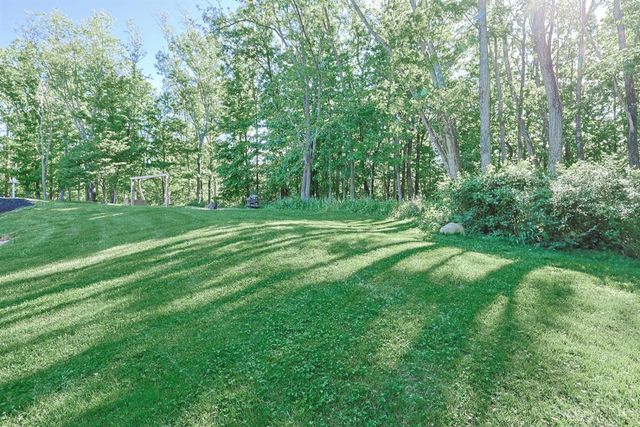 10375 Carriage Trail, Cincinnati, OH 45242