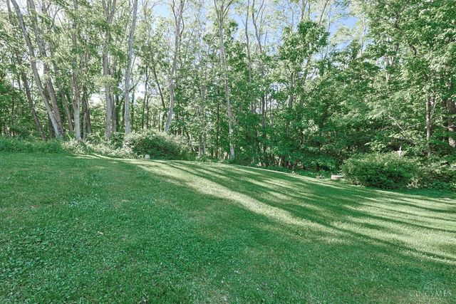 10375 Carriage Trail, Cincinnati, OH 45242