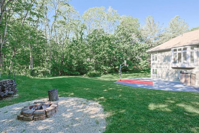 10375 Carriage Trail, Cincinnati, OH 45242
