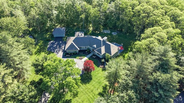 10375 Carriage Trail, Cincinnati, OH 45242