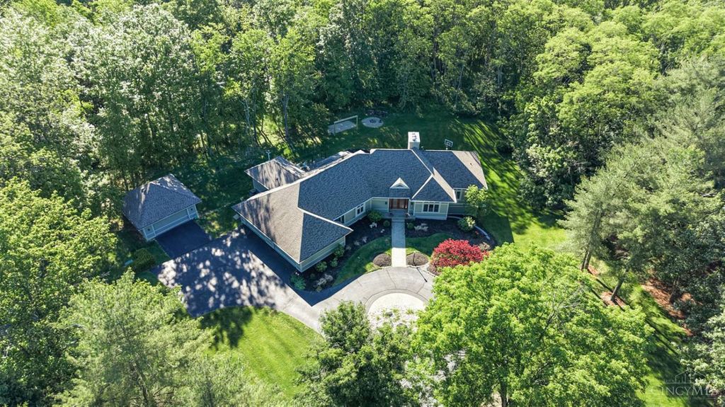 10375 Carriage Trail, Cincinnati, OH 45242