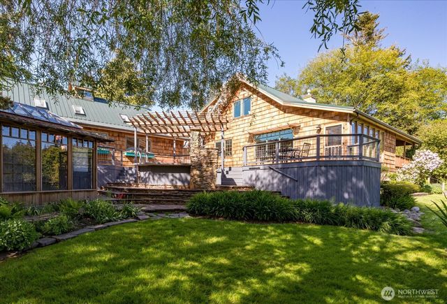 195 Perry Drive, Coupeville, WA 98239