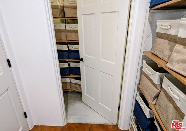 25648 Timpangos Drive, Calabasas, CA 91302