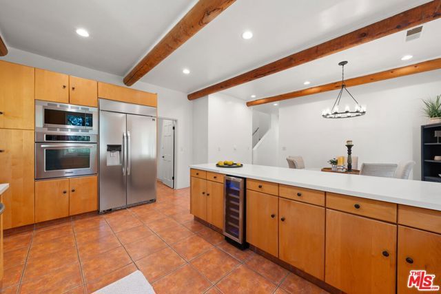 25648 Timpangos Drive, Calabasas, CA 91302