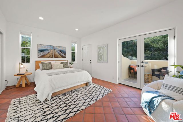 25648 Timpangos Drive, Calabasas, CA 91302