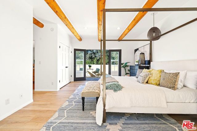 25648 Timpangos Drive, Calabasas, CA 91302