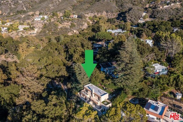 25648 Timpangos Drive, Calabasas, CA 91302