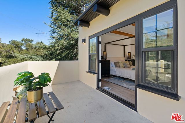 25648 Timpangos Drive, Calabasas, CA 91302