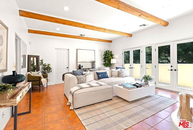 25648 Timpangos Drive, Calabasas, CA 91302