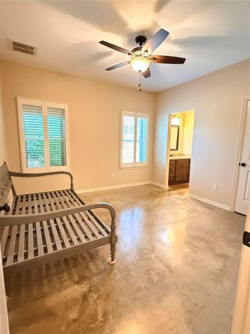 300 Medlin Creek LOOP, Dripping Springs, TX 78620