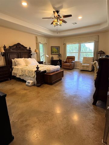 300 Medlin Creek LOOP, Dripping Springs, TX 78620