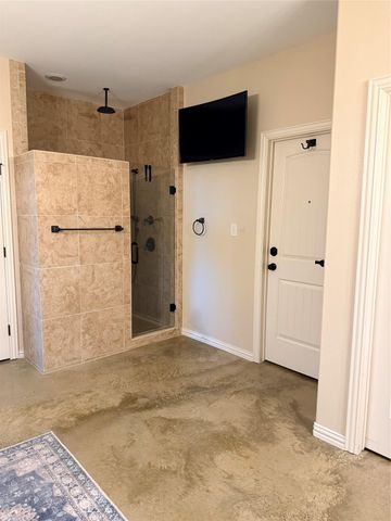 300 Medlin Creek LOOP, Dripping Springs, TX 78620