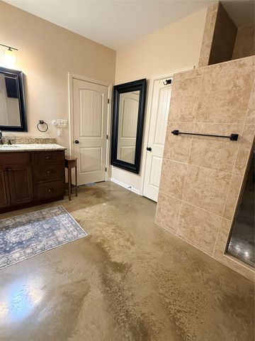 300 Medlin Creek LOOP, Dripping Springs, TX 78620