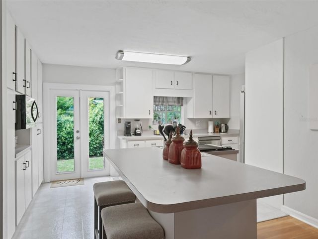 1520 NE 12TH STREET, Ocala, FL 34470