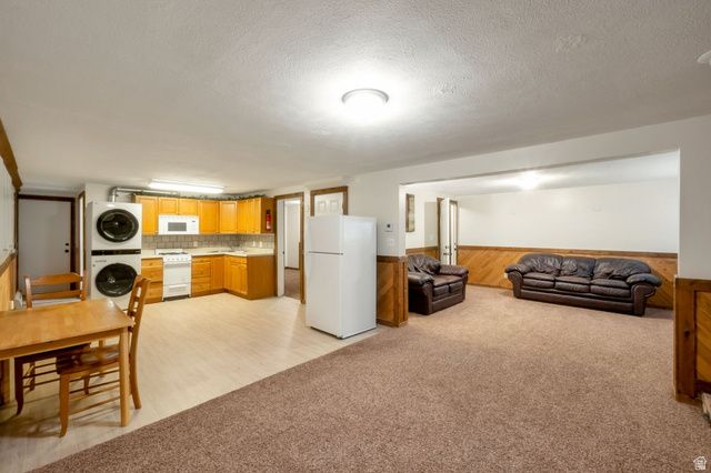 1470 E SHOSHONE AVE, Sandy, UT 84092