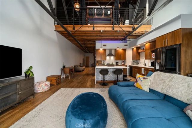 1100 E 3rd Street 205, Long Beach, CA 90802