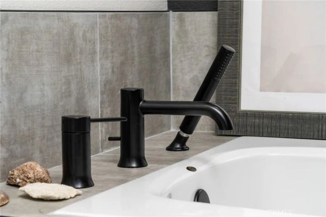 1100 E 3rd Street 205, Long Beach, CA 90802