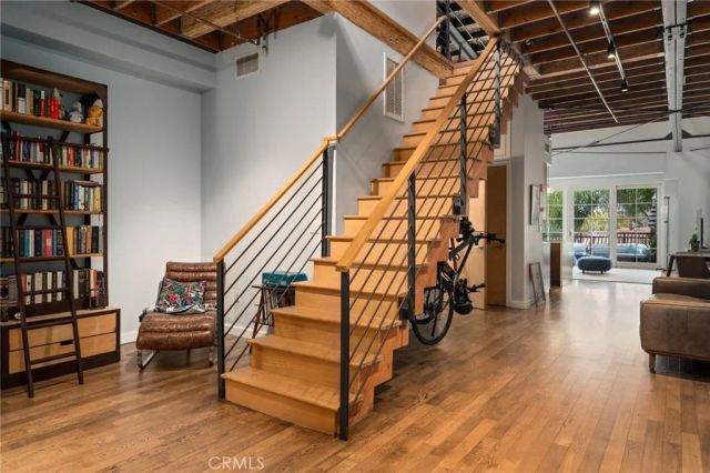 1100 E 3rd Street 205, Long Beach, CA 90802