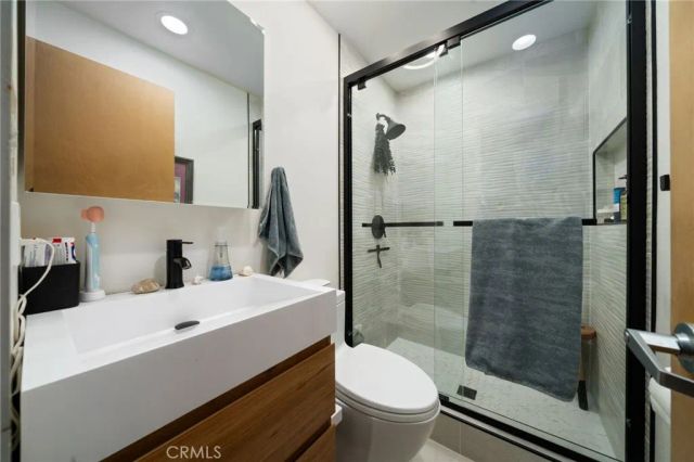 1100 E 3rd Street 205, Long Beach, CA 90802