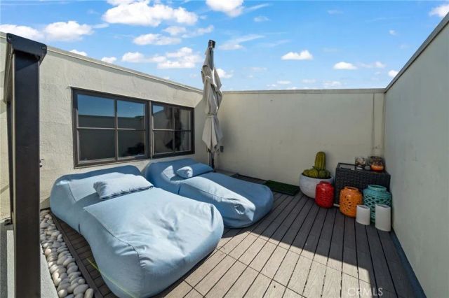 1100 E 3rd Street 205, Long Beach, CA 90802