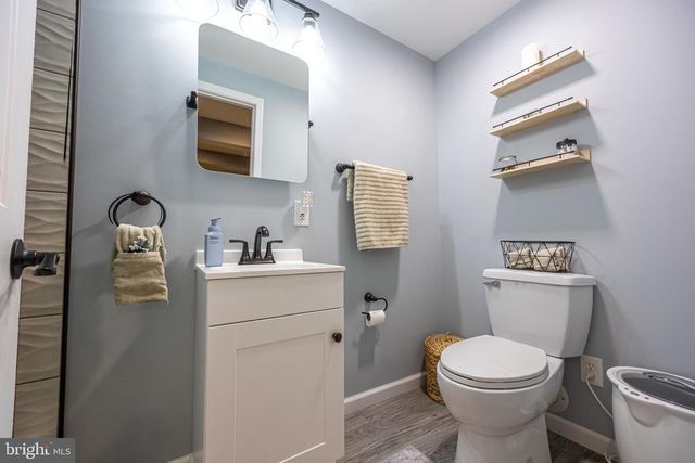 1920 POPLAR RD, Essex, MD 21221